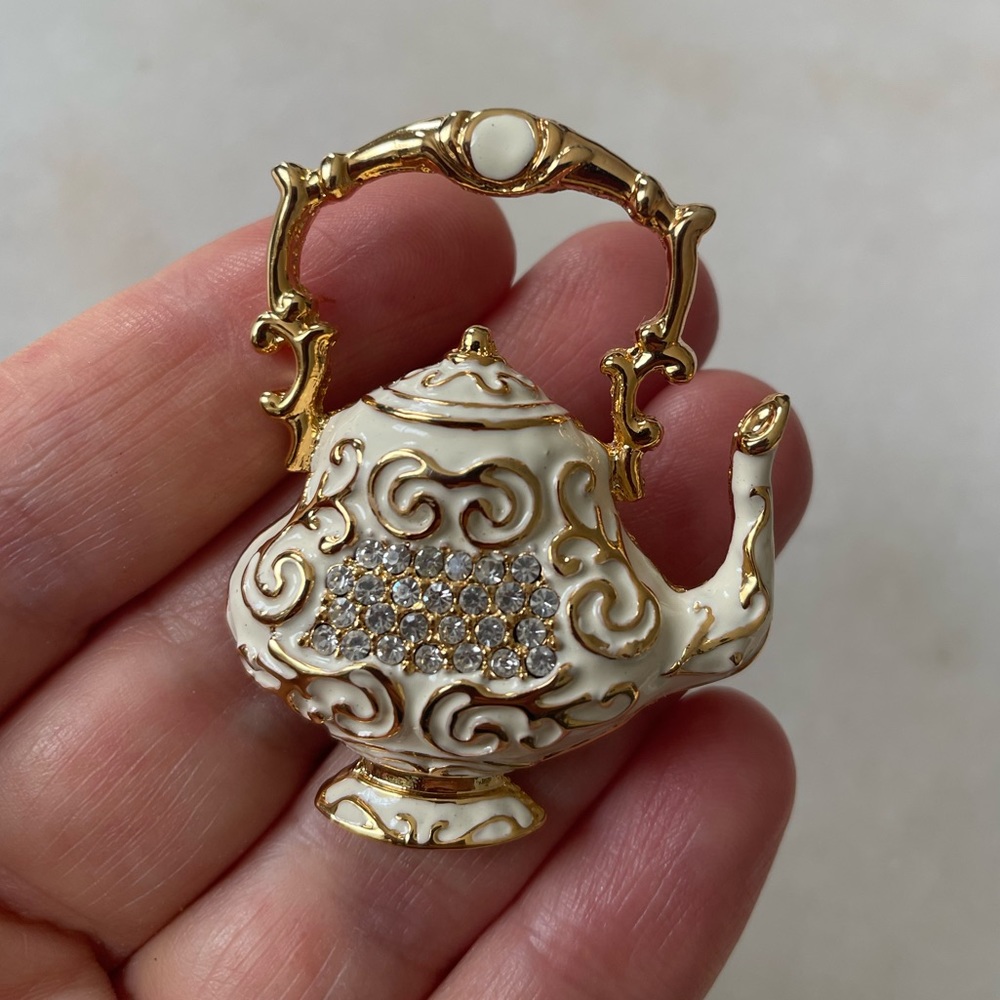 Vintage Fashion Brooch